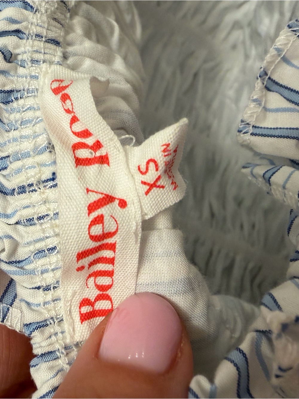 Bailey Rose Blue & White Smocked Strapless Tube Top | Belly Bay | XS - Picture 4 of 4